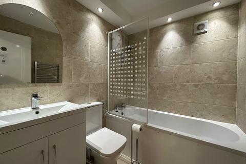 Studio to rent, Isleworth TW7