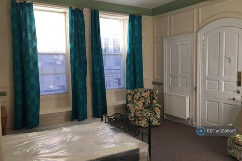 1 bedroom in a house share to rent, Fore Street, Trowbridge, BA14