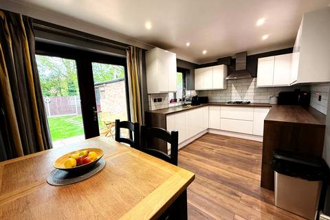 3 bedroom semi-detached house for sale, Woodvale Close, Lincoln, LN6