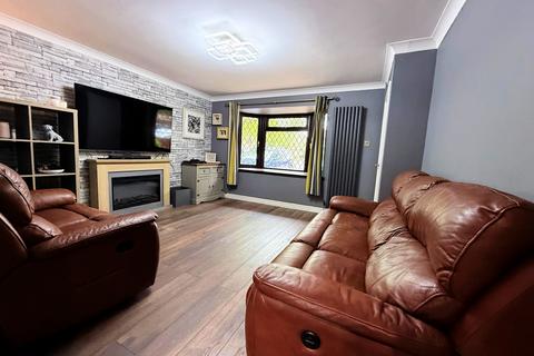 3 bedroom semi-detached house for sale, Woodvale Close, Lincoln, LN6