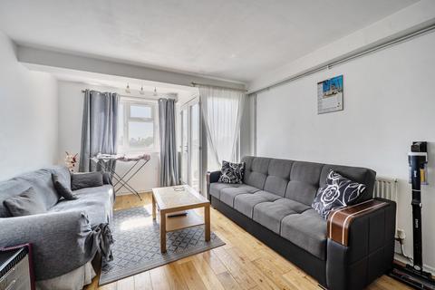 2 bedroom apartment for sale, Barking Road, London