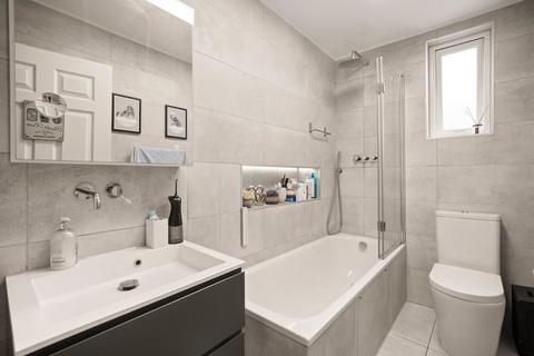 1 bedroom flat for sale, St Olafs Road, Fulham, London, SW6