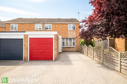 3 bedroom end of terrace house for sale, Winford Drive, Broxbourne|Fully Refurbished Three Bedroom End Terrace|South Facing Garden & Driveway