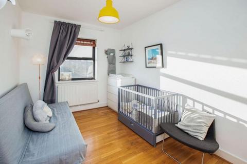 2 bedroom flat for sale, 32 Eastway, London, E9