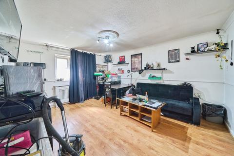 1 bedroom flat for sale, Ashton Road, London, E15