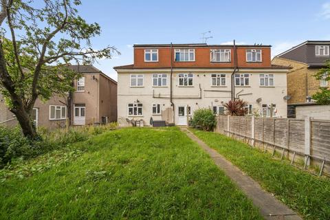 1 bedroom flat for sale, Richmond Road, Ilford, IG1