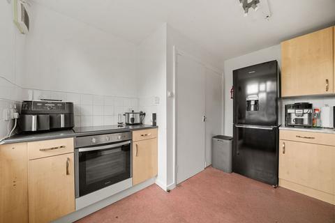 1 bedroom flat for sale, Richmond Road, Ilford, IG1