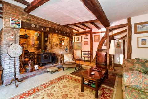 4 bedroom terraced house for sale, The Street, Ashford TN27
