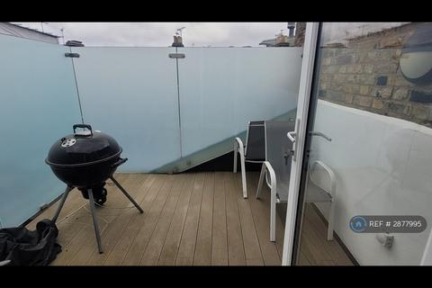 2 bedroom maisonette to rent, St Dunstan's Road, London, W6