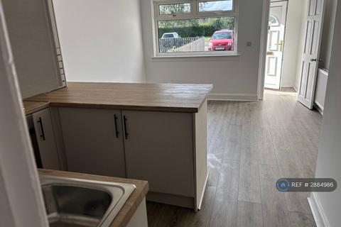 2 bedroom flat to rent, Cleikiminrig, Edinburgh, EH15