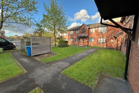 Longford Place, Manchester M14