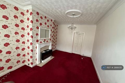 3 bedroom terraced house to rent, Broughton Terrace, Leeds, LS9