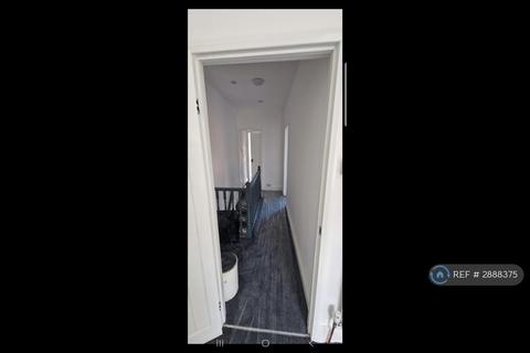 4 bedroom terraced house to rent, Hampton St, Northampton, NN1