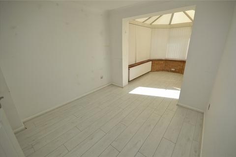 4 bedroom detached house for sale, Kilmarnock Drive, Luton, Bedfordshire, LU2