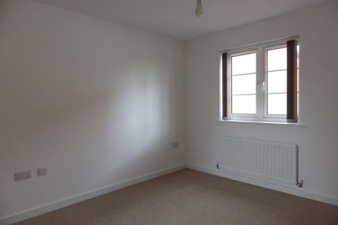 2 bedroom coach house to rent, Hanwell Close, Swindon SN25