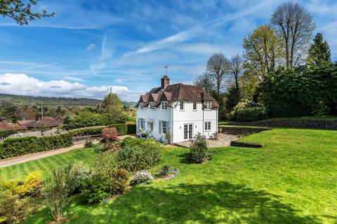 3 bedroom detached house for sale, Westerham Road, Limpsfield, Oxted