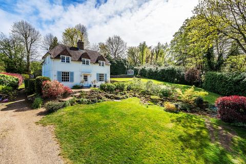 3 bedroom detached house for sale, Westerham Road, Limpsfield, Oxted
