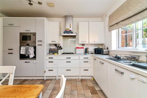 4 bedroom detached house for sale, Calder Gardens, Bingham, Nottingham, Nottinghamshire, NG13