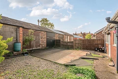 2 bedroom bungalow for sale, Tynedale Avenue, Crewe, Cheshire