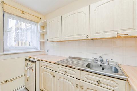 2 bedroom flat for sale, Wordsworth Avenue, Roath, Cardiff