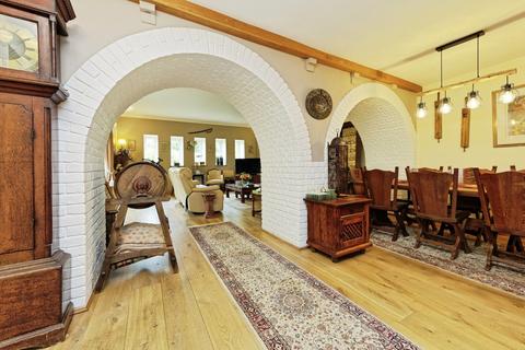 5 bedroom barn conversion for sale, Dent-de-Lion Court, Margate, CT9