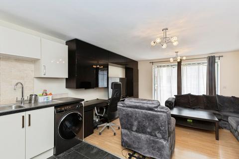 2 bedroom flat for sale, Spring Place, Barking, IG11