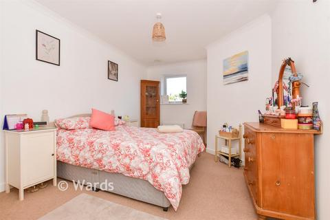 2 bedroom apartment for sale, 11 Palmer Drive, Hythe CT21