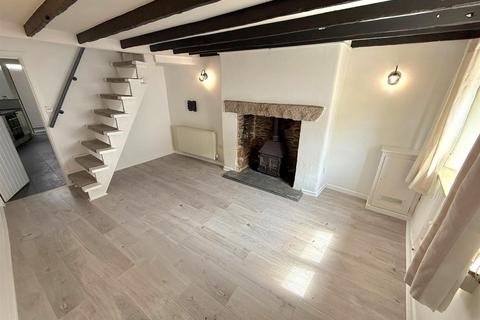 2 bedroom cottage for sale, St. Thomas Hill, Launceston
