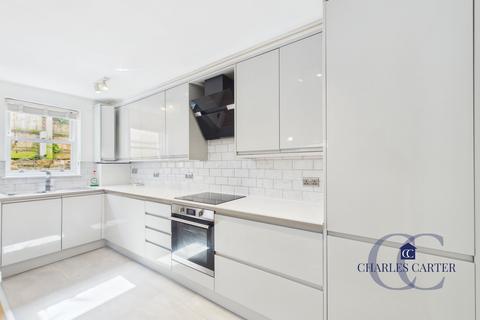 2 bedroom flat to rent, Sydenham Road North, Cheltenham