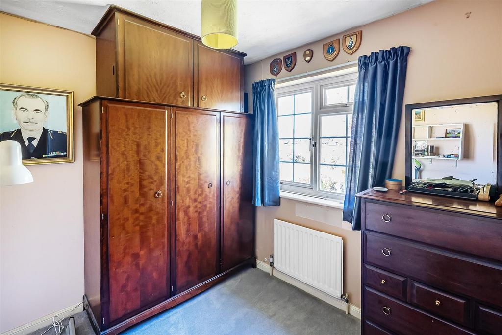 Walk-in wardrobe