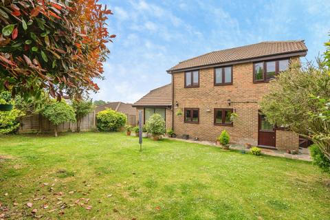 5 bedroom detached house for sale, Woodland View, WATERLOOVILLE, Hampshire, PO8