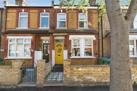 4 bedroom terraced house for sale, Abbey Grove, London, SE2