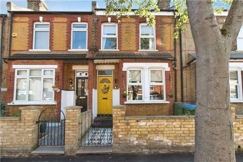 4 bedroom terraced house for sale