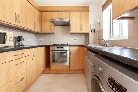 2 bedroom apartment to rent, Ellington Court, Headington