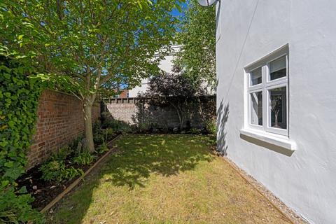 2 bedroom semi-detached house for sale, Quill Lane, SW15