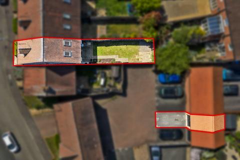 3 bedroom terraced house for sale, Rose Hill Way, Kettering NN14