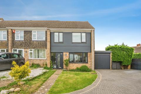 3 bedroom end of terrace house for sale, Montgomery Walk, Waterlooville, Hampshire, PO7