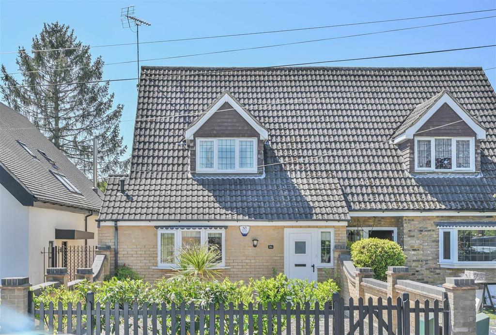 Detached house exterior, garden