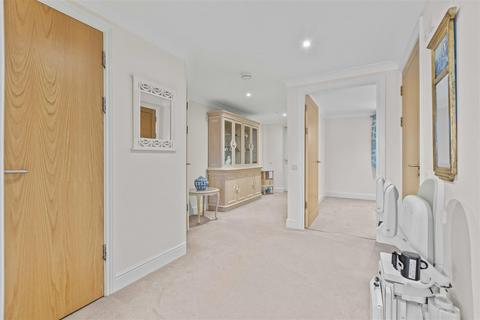 2 bedroom retirement property for sale, Rise Road | Ascot | Retirement