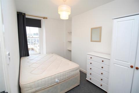 1 bedroom flat to rent, Clarence Place, Stonehouse, Plymouth