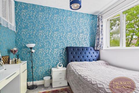 2 bedroom apartment for sale, Grosvenor Gardens, Kingsthorpe, NN2 7RS