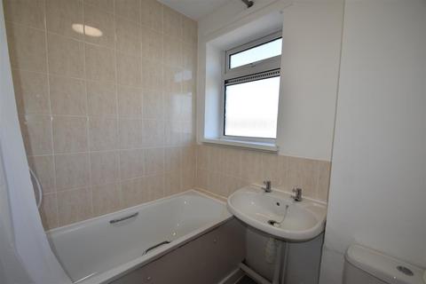 1 bedroom flat to rent, Cromwell Road, Ware SG12