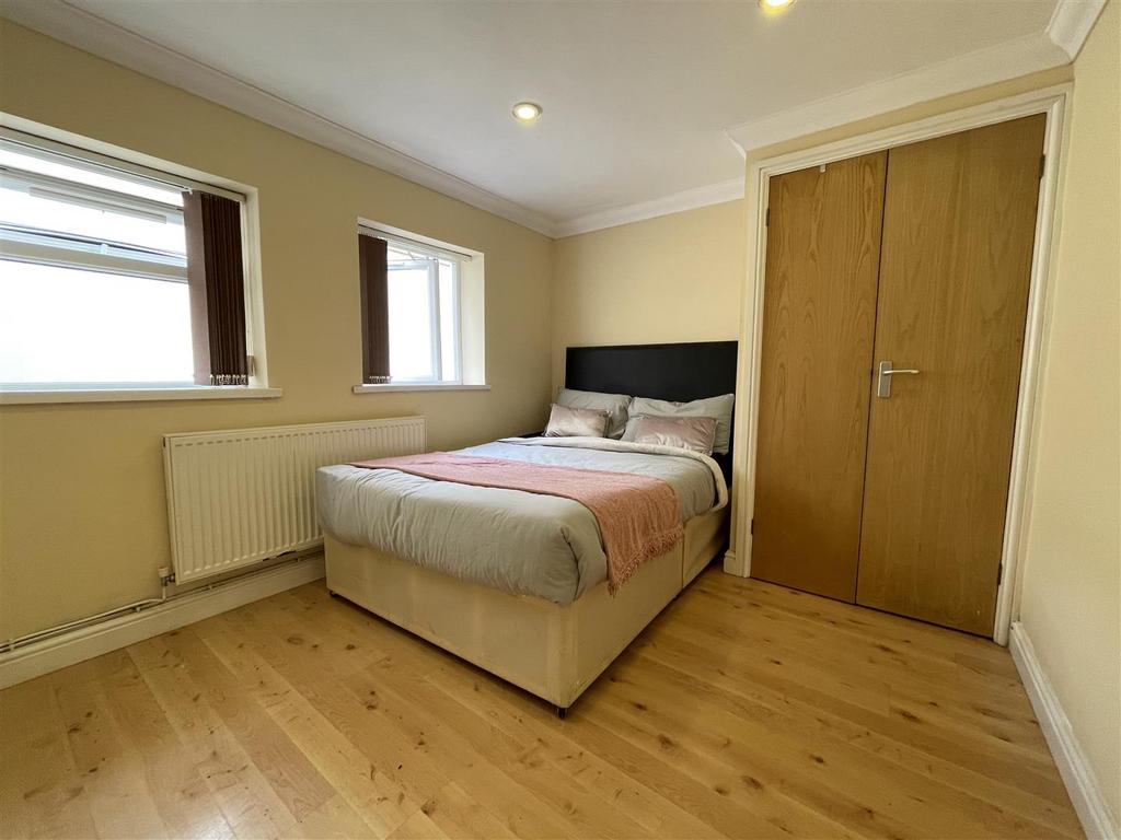 Apartment in Cardiff, Plasnewydd, Roath - View 5