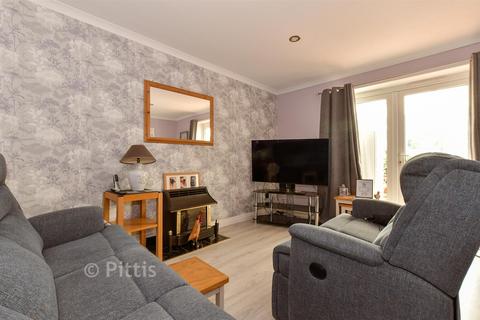 4 bedroom chalet for sale, Cliff Bridge, Shanklin PO37