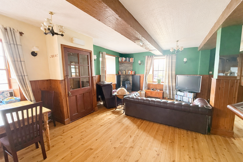 2 bedroom flat for sale, The Drovers, 1 St David’s Street, Kirkpatrick Durham, DG7 3HE