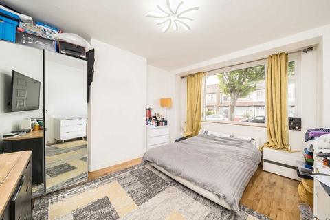 4 bedroom house for sale, Fieldend Road, London SW16