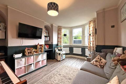 4 bedroom semi-detached house for sale, Severn Bank, Castlefields, Shrewsbury