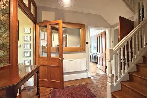 4 bedroom semi-detached house for sale, Severn Bank, Castlefields, Shrewsbury