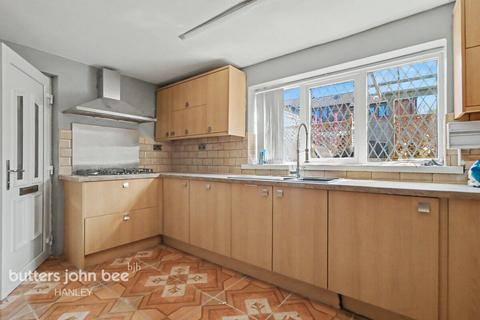 undefined, Warwick Close, Stoke-on-trent