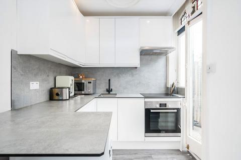 Studio for sale, Comeragh Road, London W14